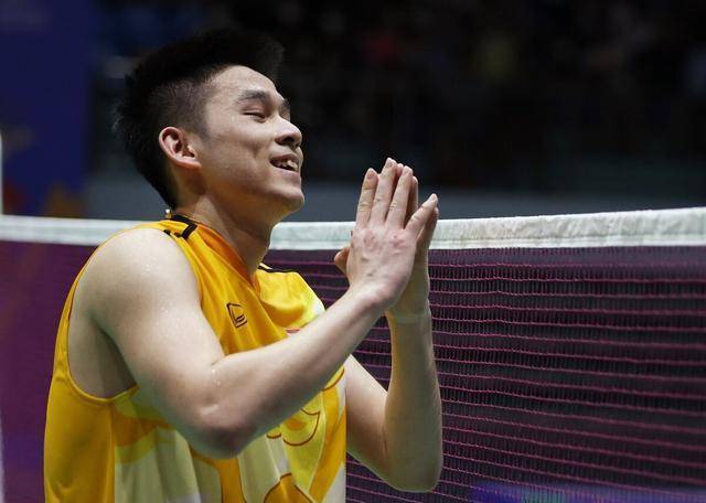 米兰真人-韩国羽毛球队强势泰国羽毛球队，安赛龙三分雨点燃全场
