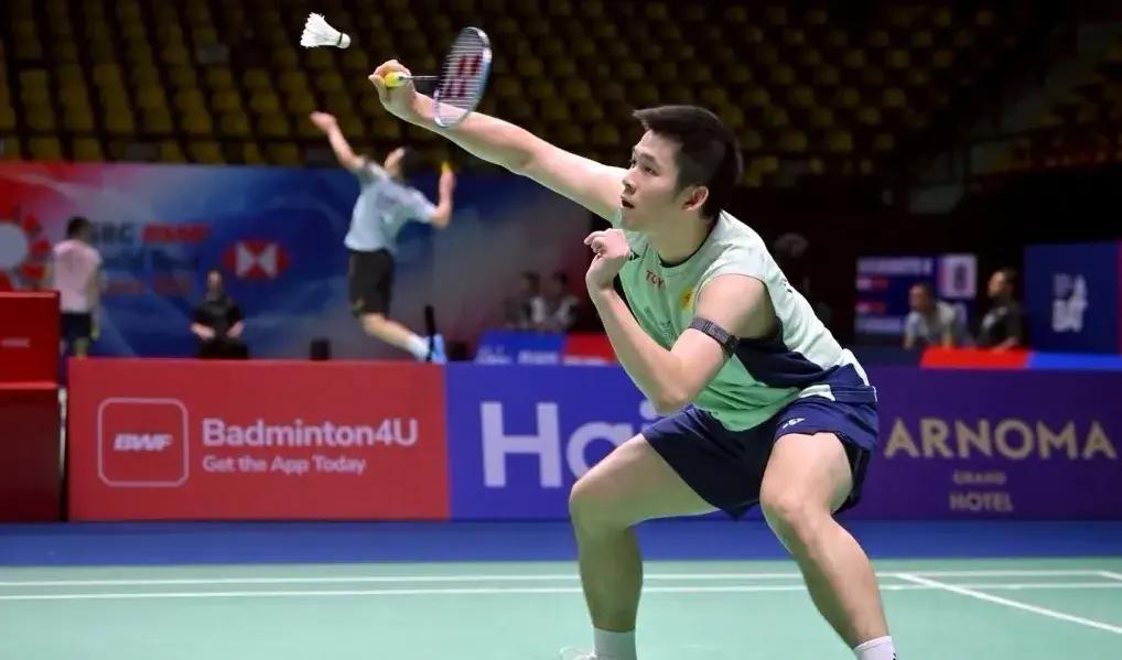 韩国羽毛球队强势泰国羽毛球队，安赛龙三分雨点燃全场
