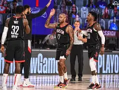 包含火箭轻取黄蜂，费沃斯三分雨点燃全场的词条