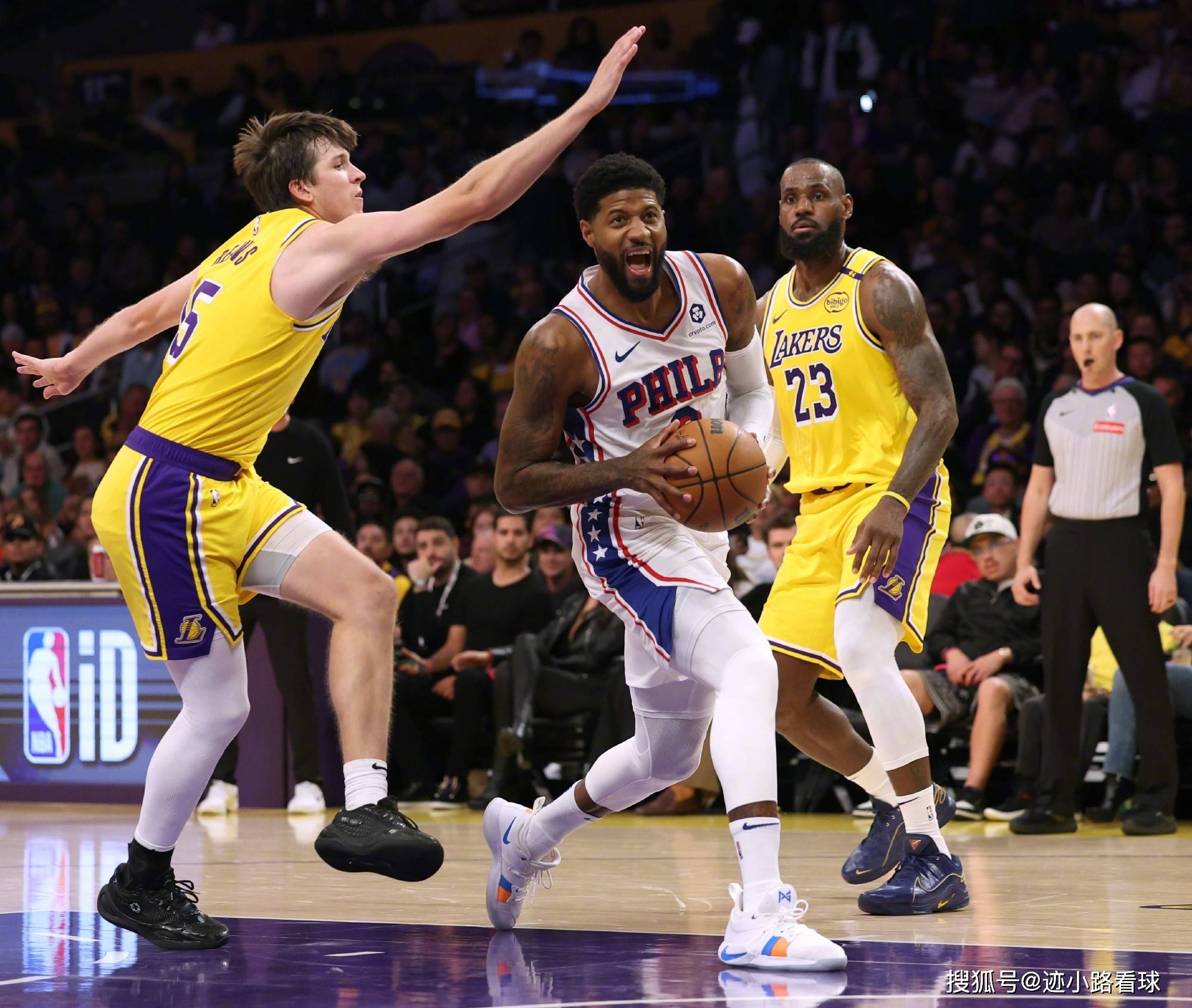 关于76人碾压湖人，波尔津吉斯高光表现的信息