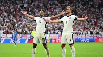 米兰体育-瑞典队斩获关键胜利，顺利晋级欧洲杯8强！的简单介绍