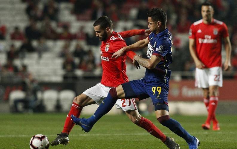 米兰-两支劲旅争夺积分榜前三，角逐激烈的简单介绍