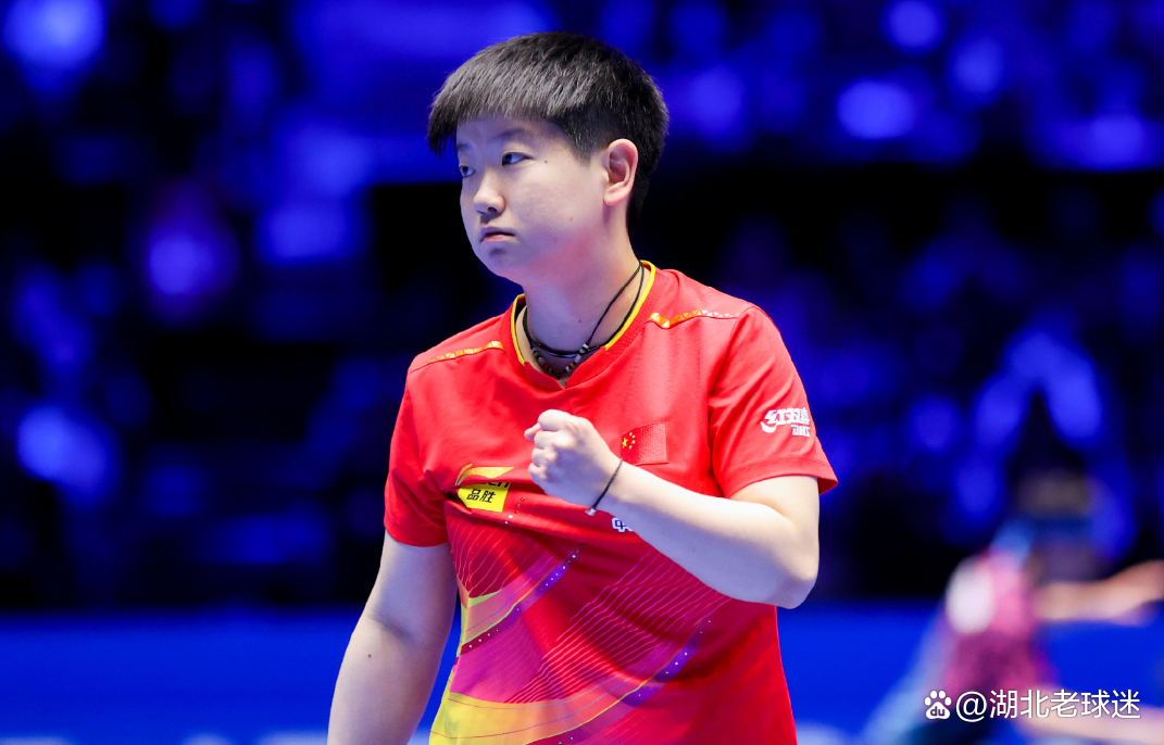 战无不胜的足球赛场女性选手的简单介绍 战无不胜的足球赛场女性选手的简单介绍