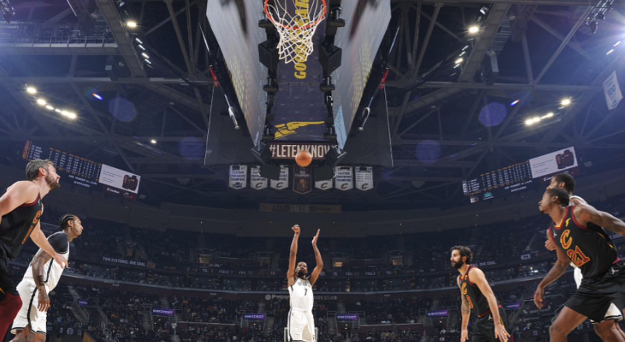 米兰体育-猛龙取胜老鹰，继续领跑东部榜首的简单介绍