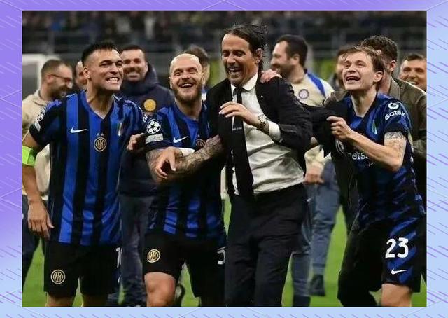 ac米兰下载-包含意大利足球比赛争夺激烈白热化的词条