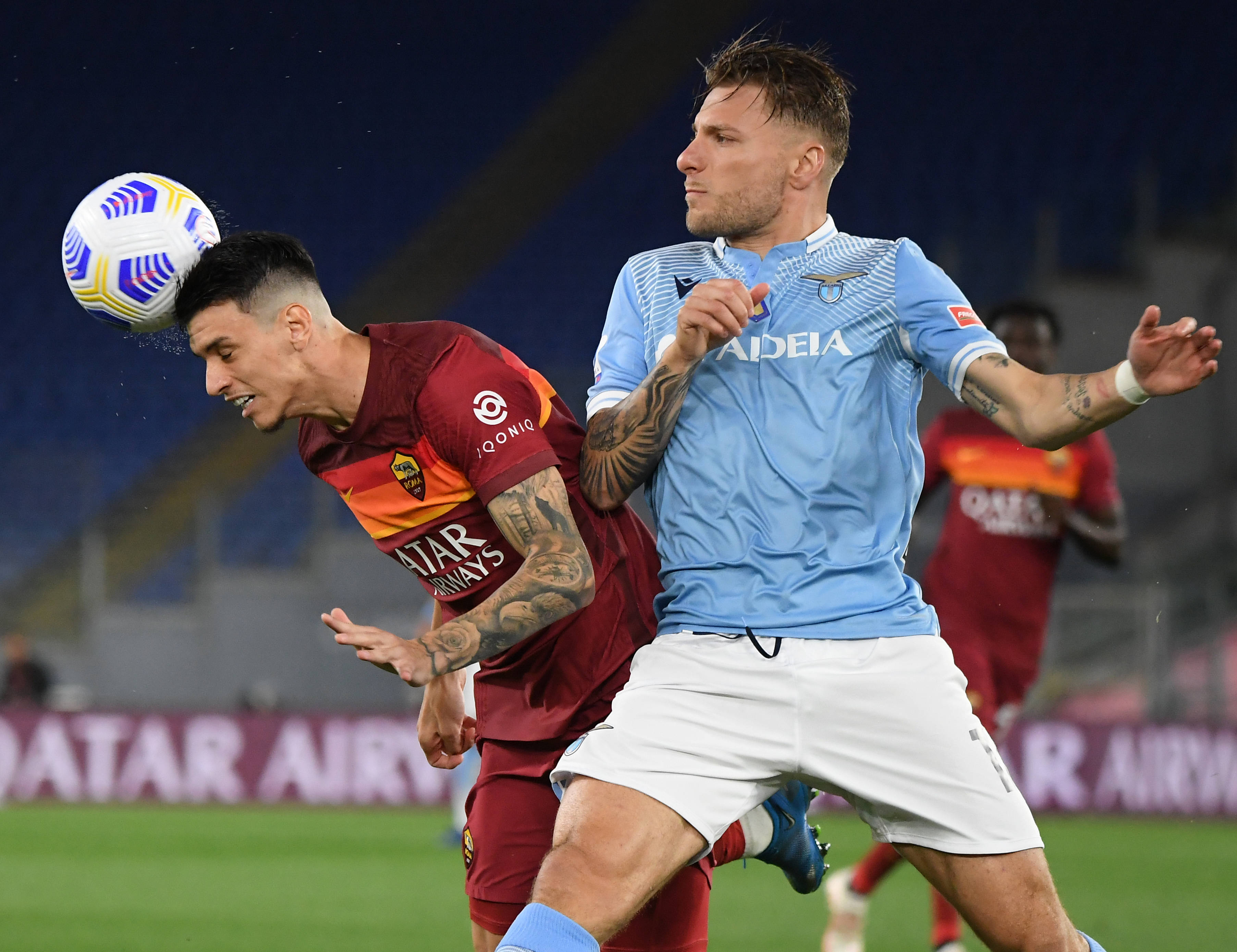 包含意大利足球比赛争夺激烈白热化的词条