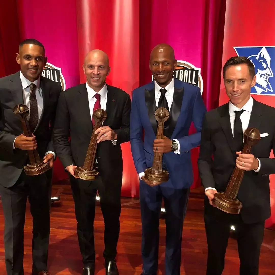 勇士传奇戴维德·汤普森宣布赛季报销 勇士传奇戴维德·汤普森宣布赛季报销