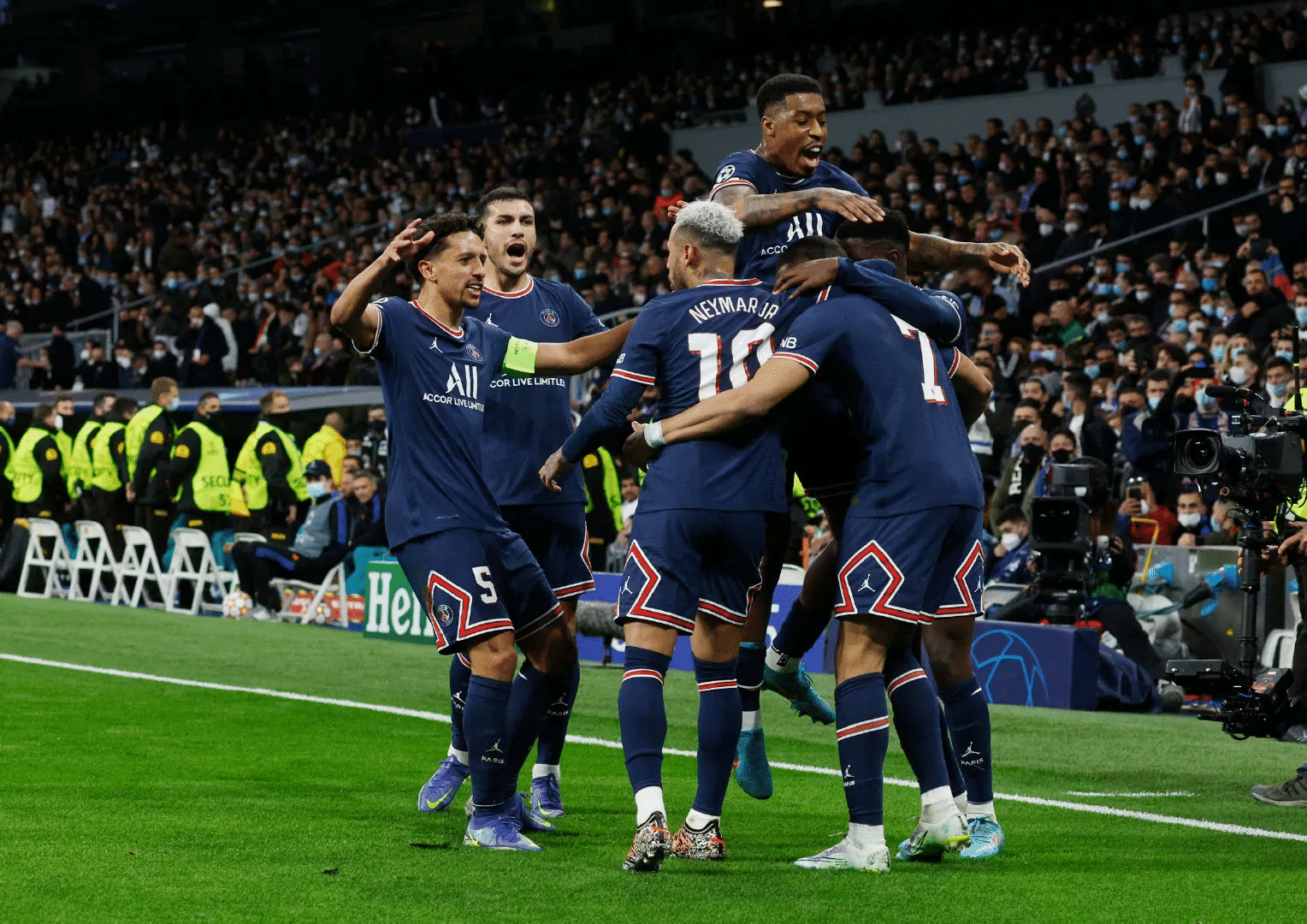 关于皇马晋级半决赛，将与巴黎圣日耳曼对决！的信息