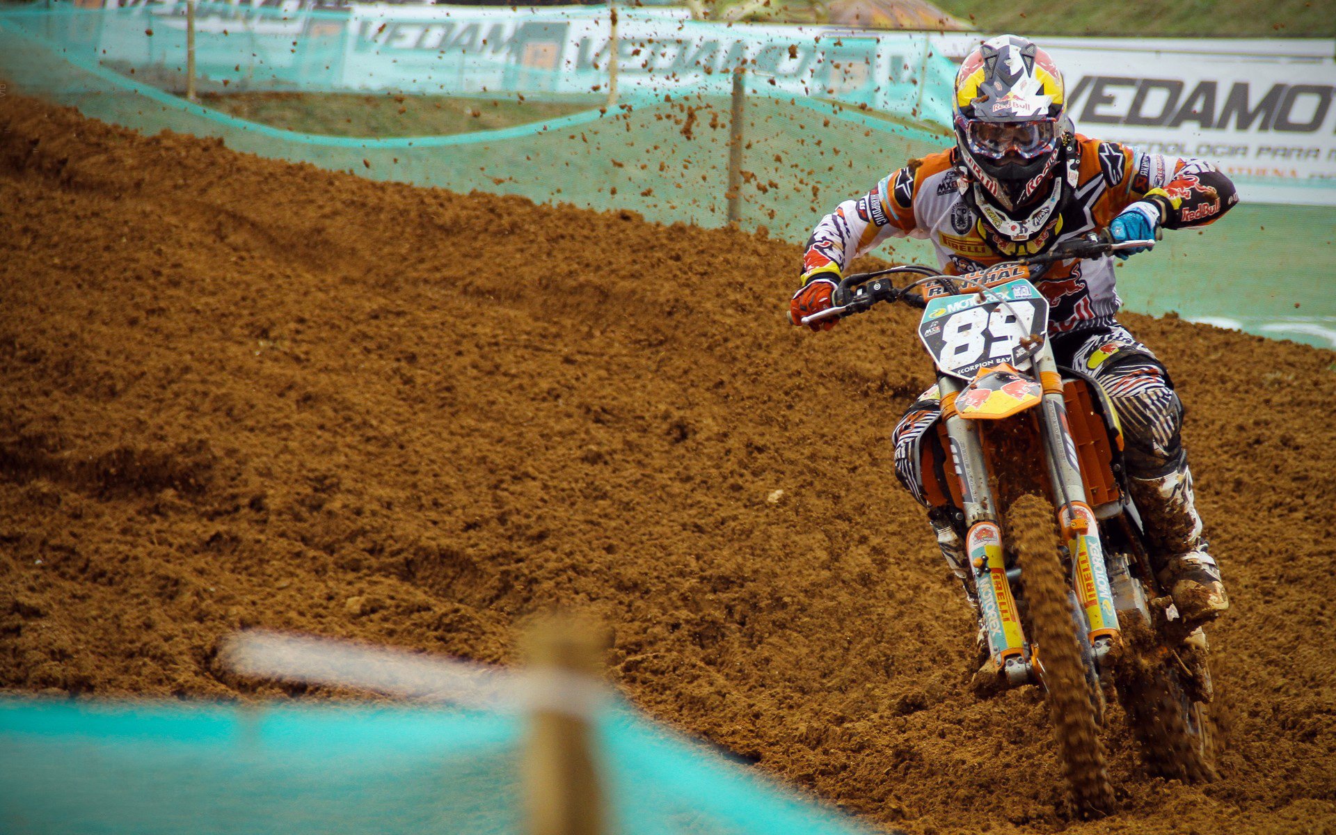 米兰登录入口-年度焦点之战之夜，拉梅洛·鲍尔如何用大场面定义巨星本色