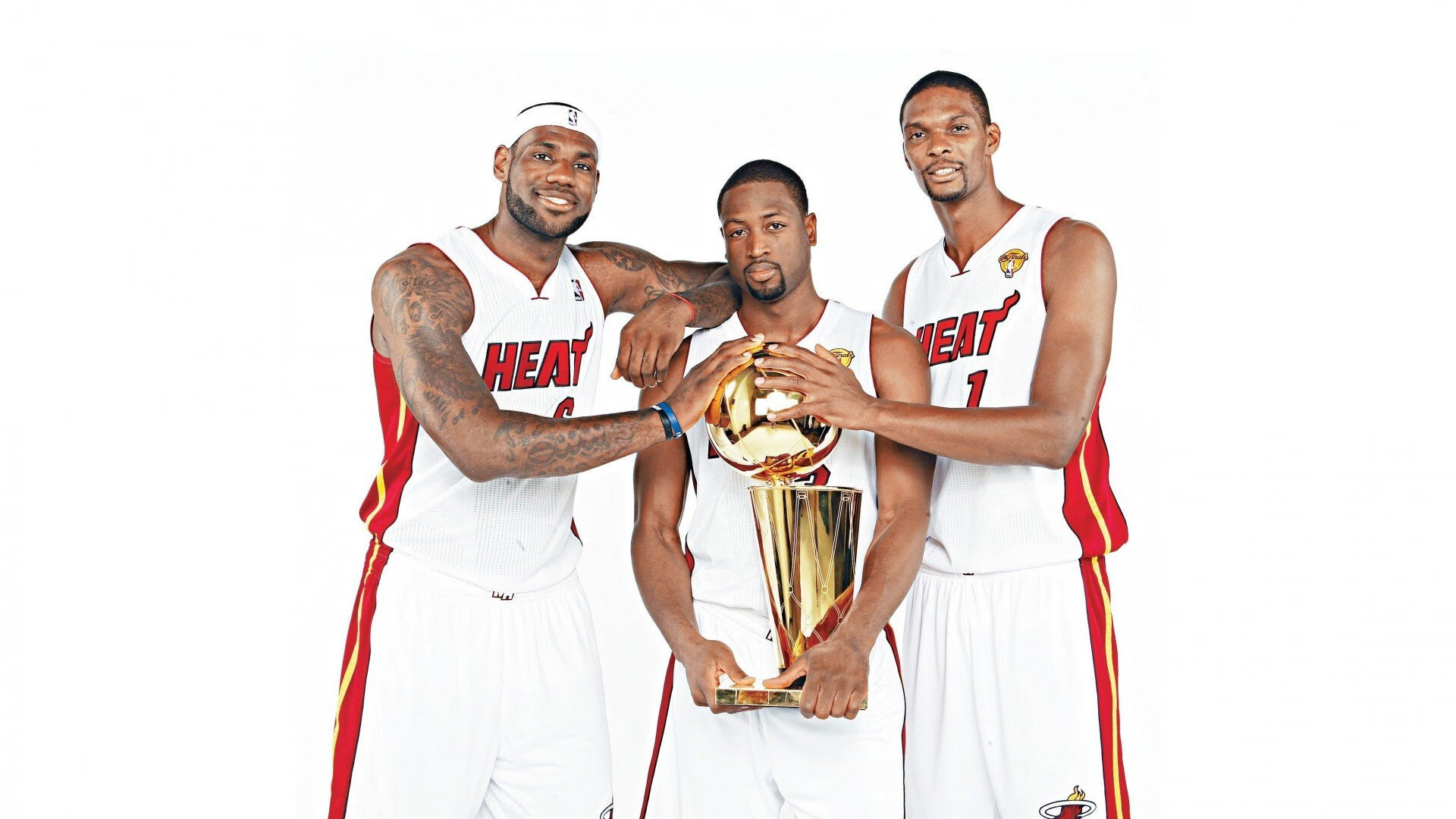 年度焦点之战之夜,拉梅洛·鲍尔如何用大场面定义巨星本色